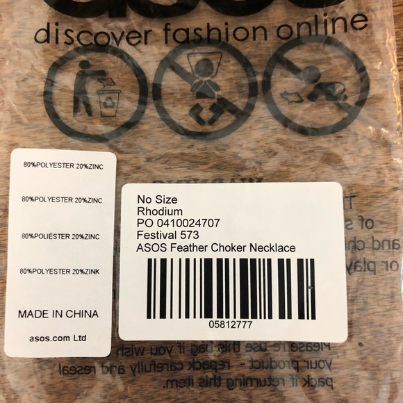 ASOS • Feather Choker Necklace - Picture 4 of 4